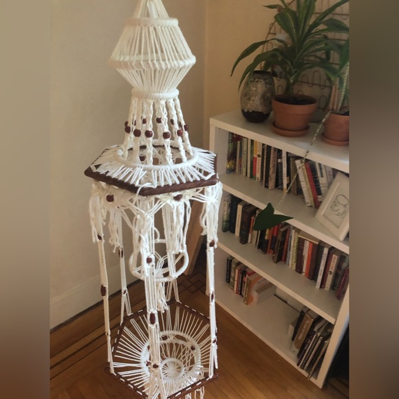 Beautiful rare XL 62” vintage 1970’s deadstock wood and macrame plant hanger - Picture 1 of 2